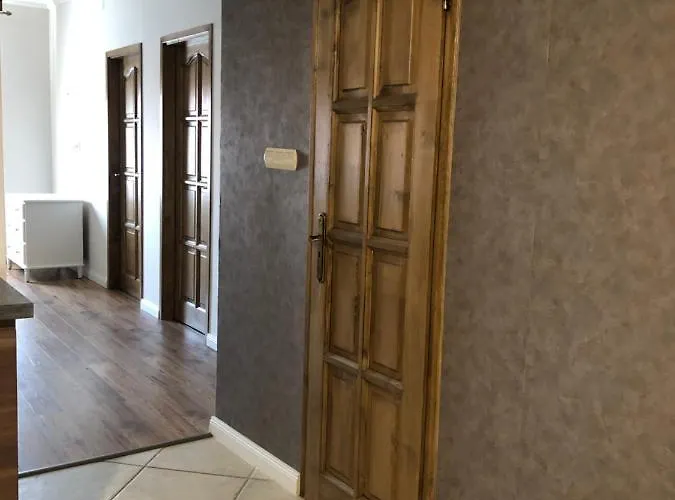Belvaros شقة تابولتْسا